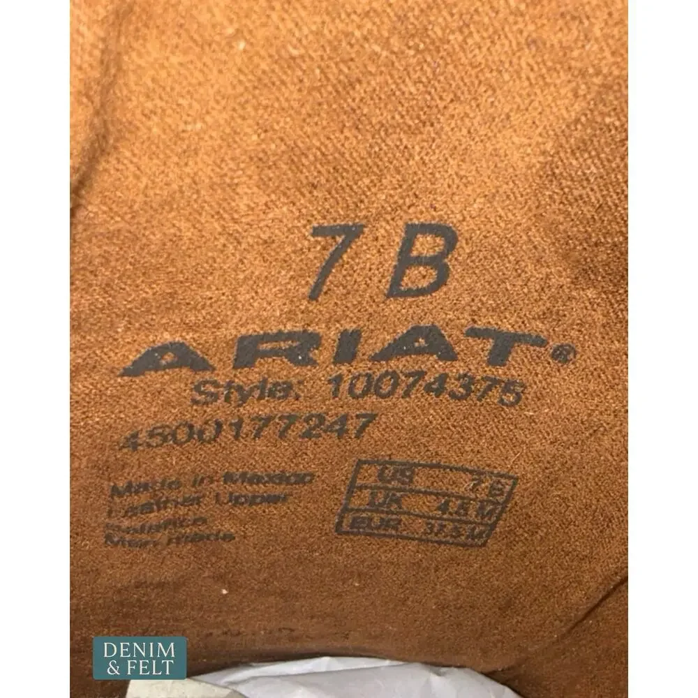 Ariat •	brand 	•	style